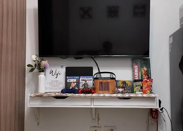 Staycation Near Naia, Moa With Ps4, Netflix & Karaoke アパート マニラ市